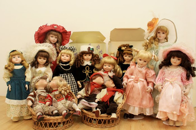 the porcelain doll collection